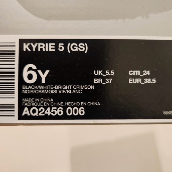 Nike Kyrie Friends edition kids 6Y but fits 7.5 womens - Picture 8 of 8